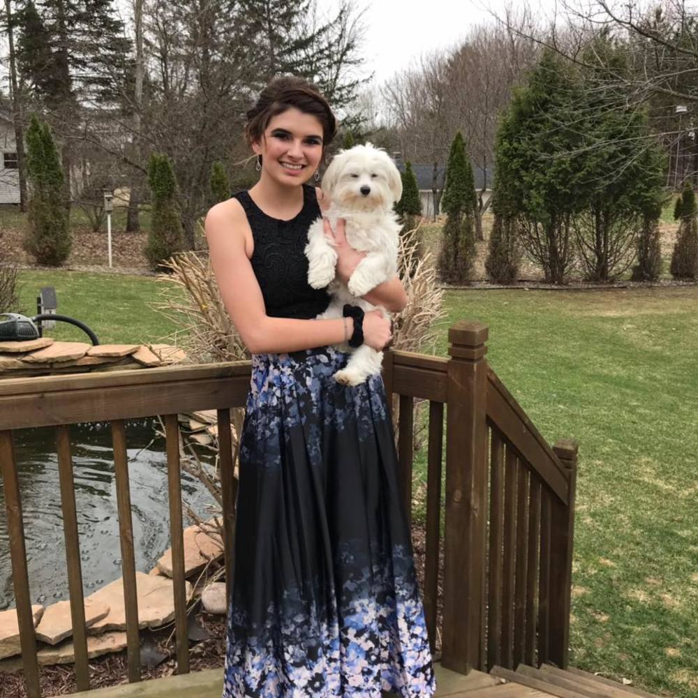 Meet your Posher, Hannah